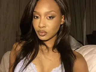 MistyBella ass pictures